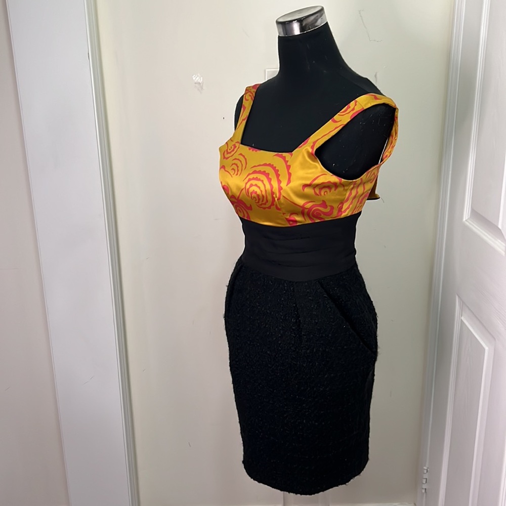 Rachel Roy Tweed Bottom Classy Pockets Dress Size 2